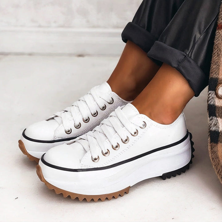 Kylie | Orthopedic Low Cut Lace-Up Design